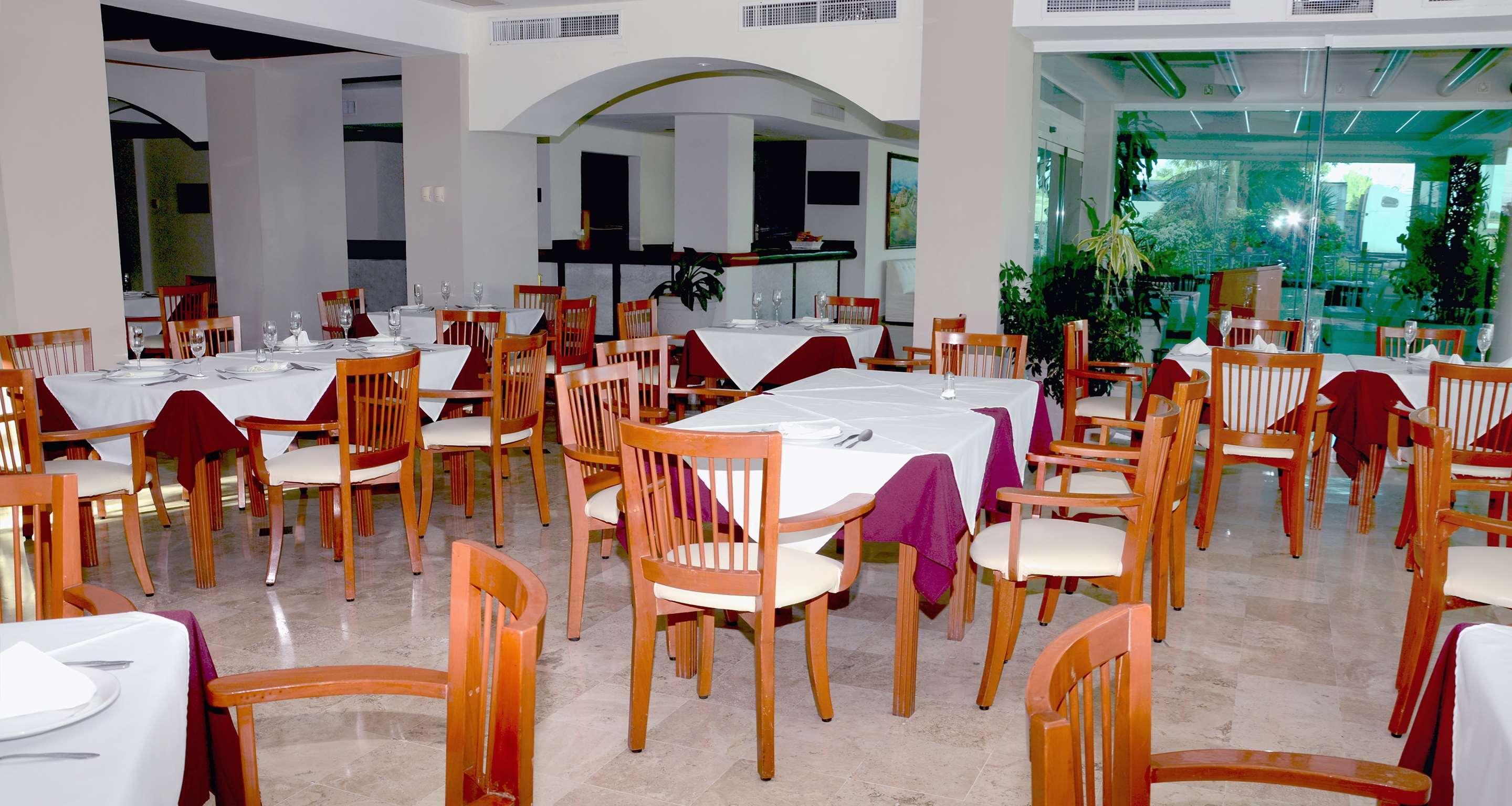 Hotel Western Copper Hills 3*