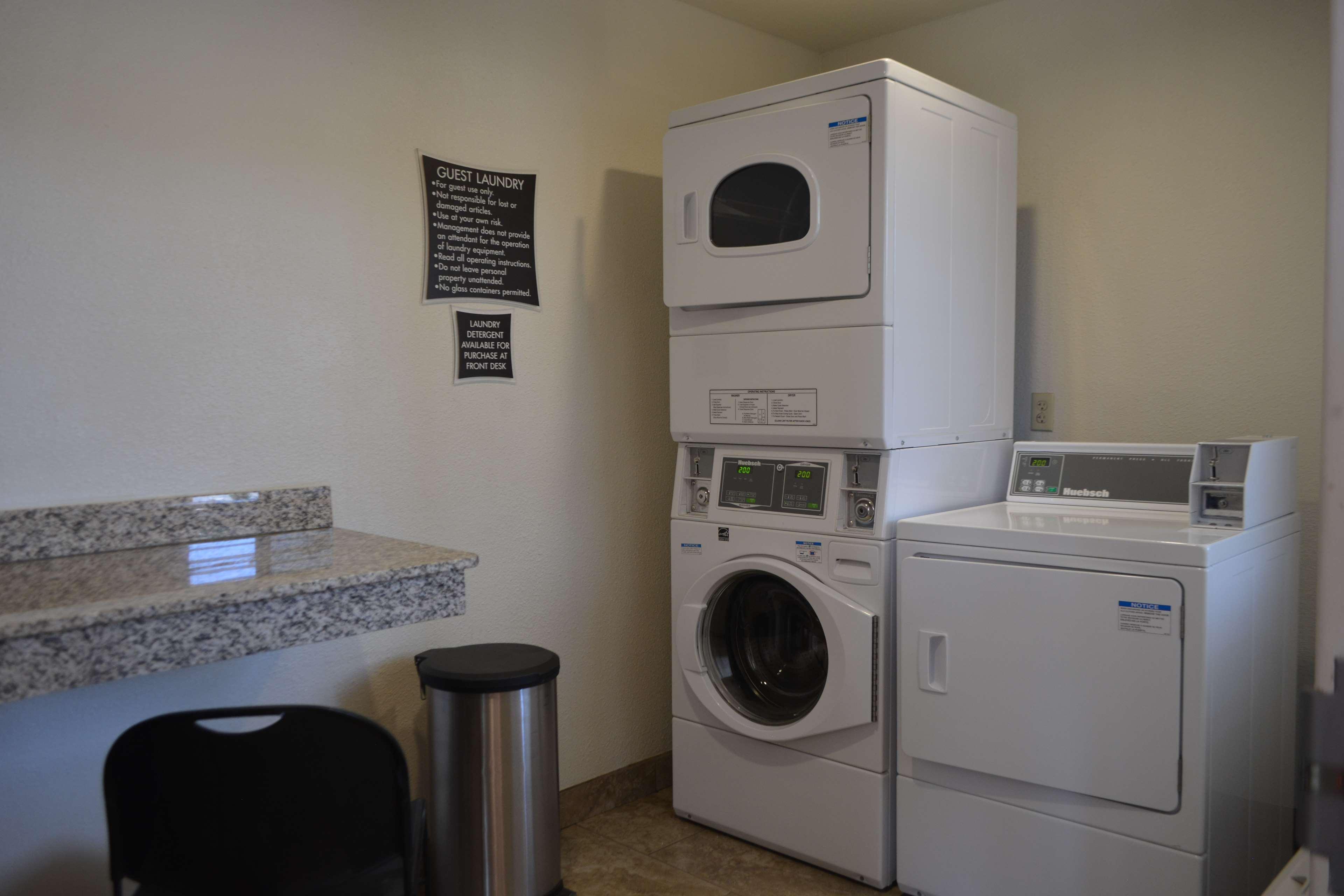 Western Copper Hills Hotel