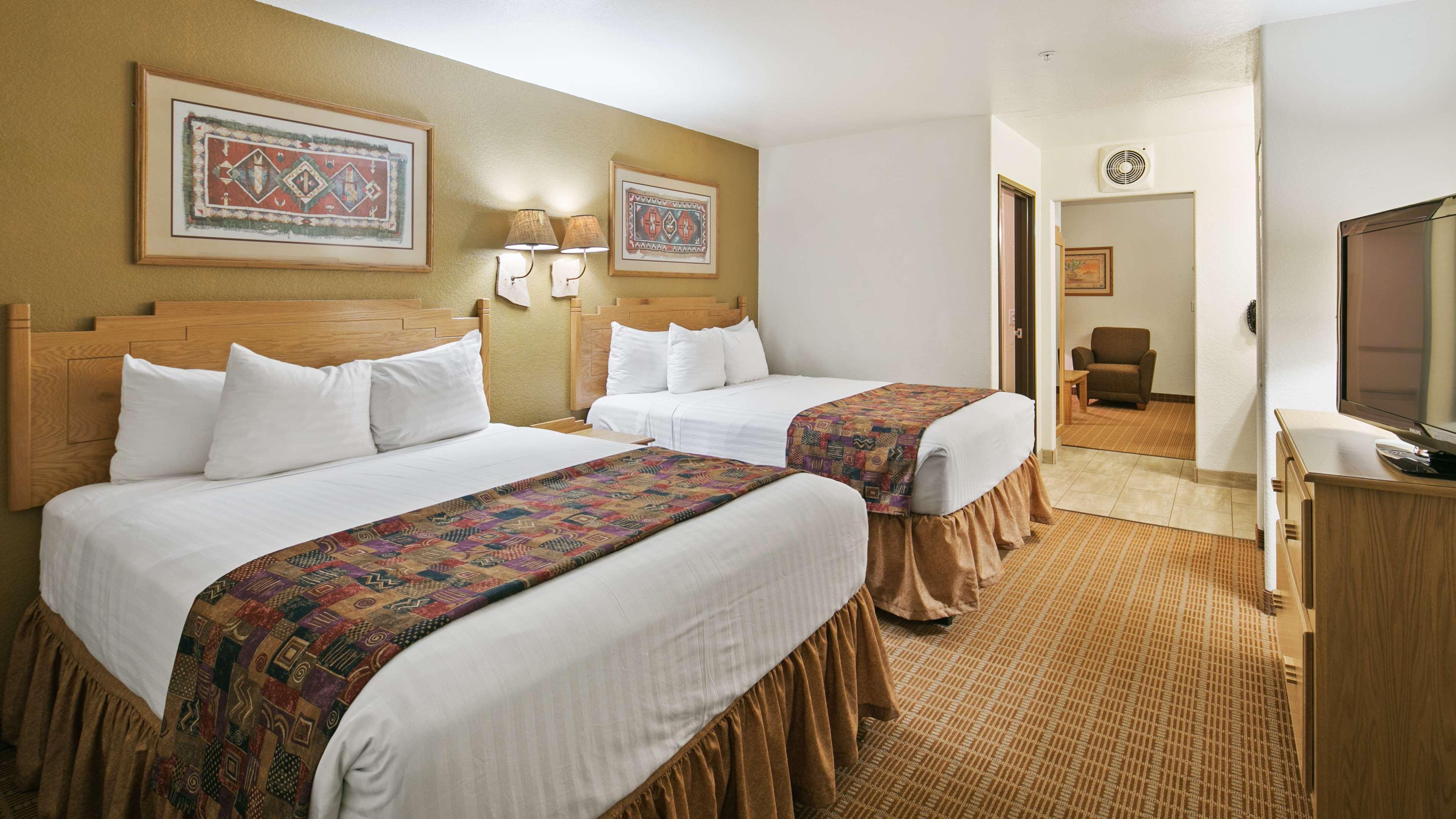 Western & Hotel Gold Canyon