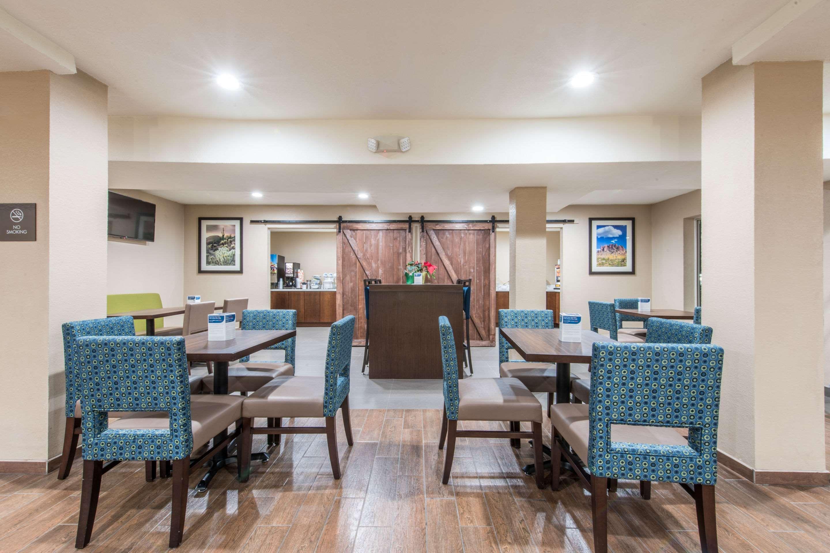 Comfort & Pinetop Show