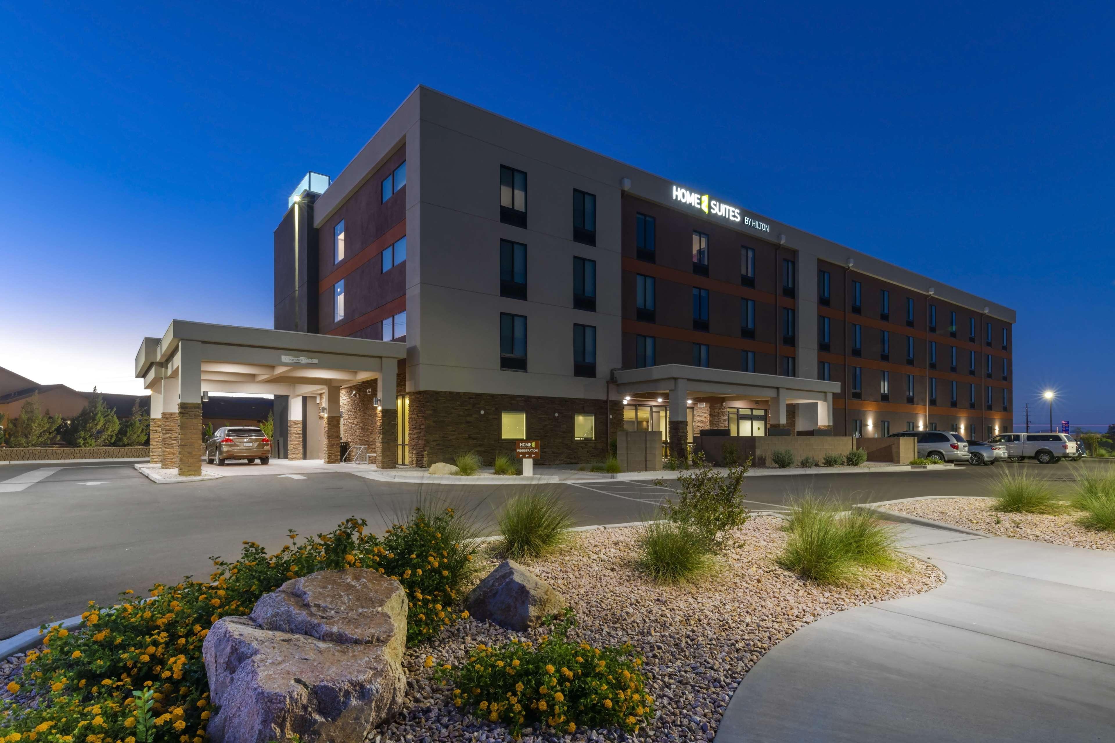 Home2 By Hilton 3* Kingman