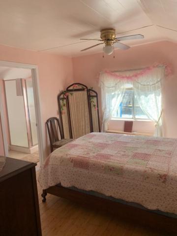 Bed & Breakfast Bordello