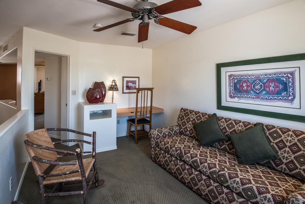 Resort Of Cave Creek