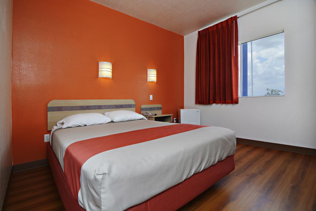 Hotel 6-benson, Az 2*