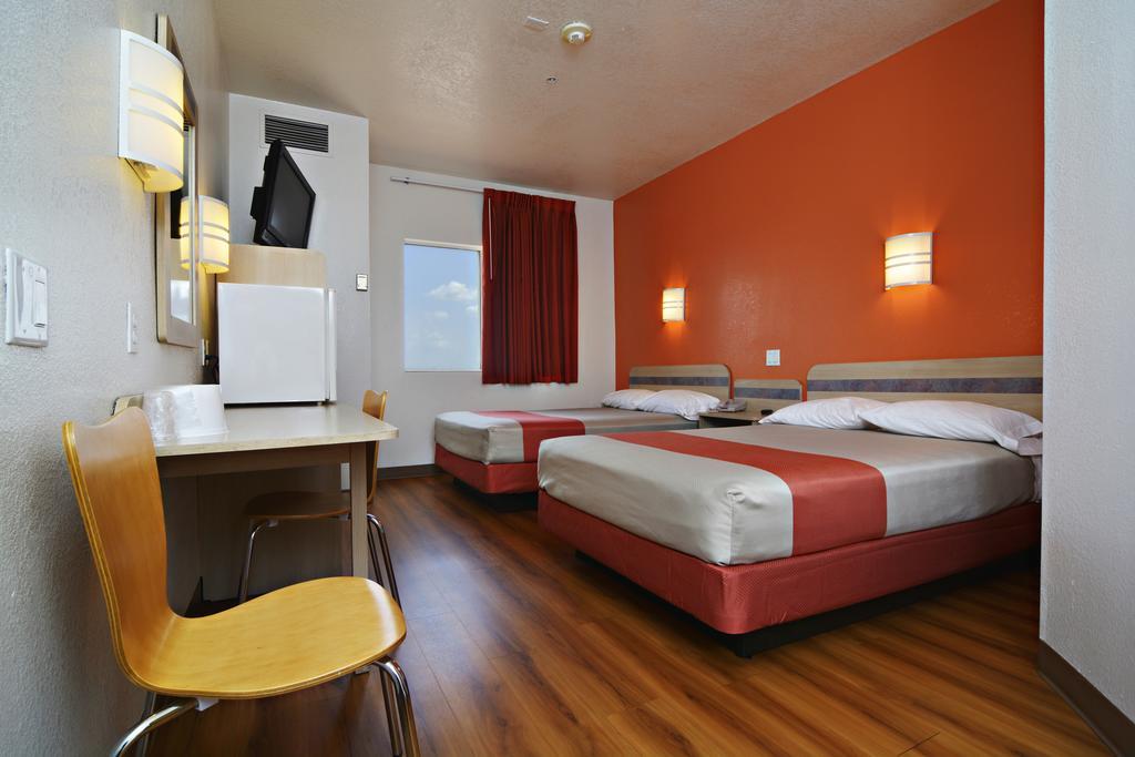 6-benson, Az 2*