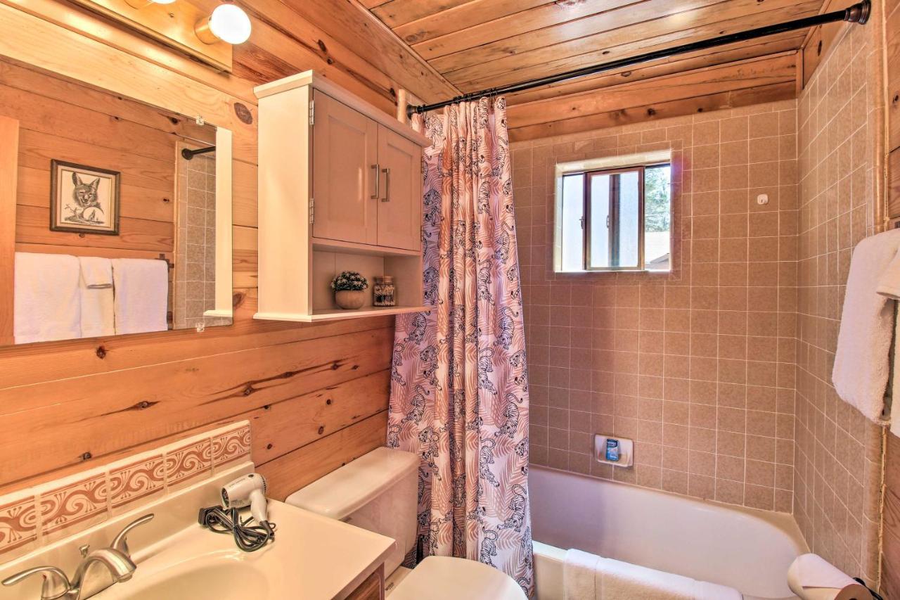With Deck Hike, And Golf Holiday home Pinetop-Lakeside