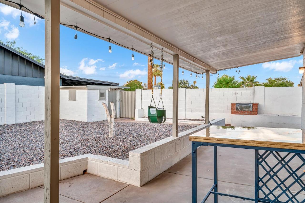 Villa Quiet Contemporary Executive 4bd, 3ba Estate With Pool