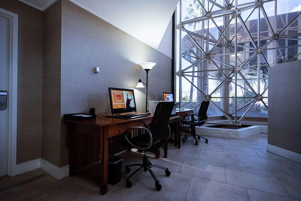 Hotel Hilton East
