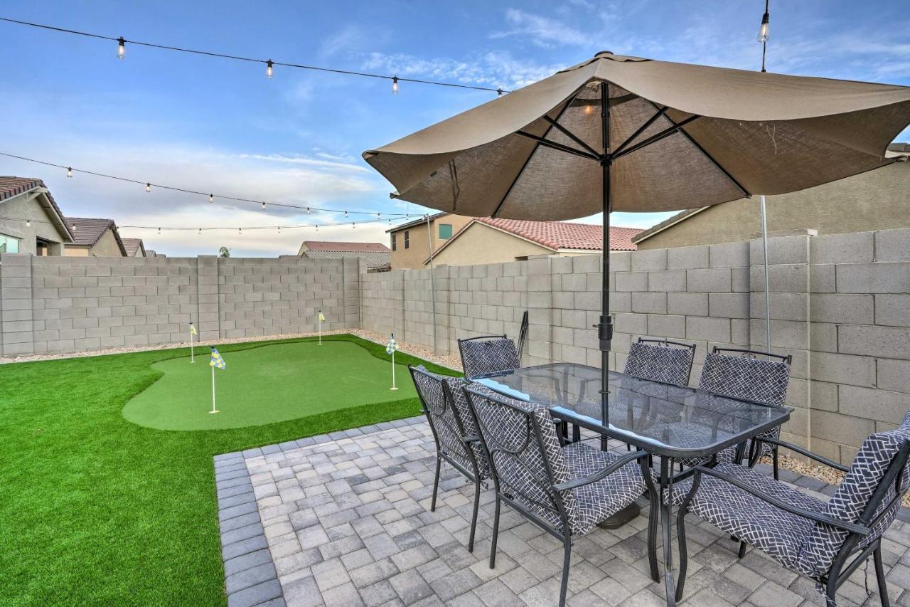 New-build With Hot Tub And Putting Glendale