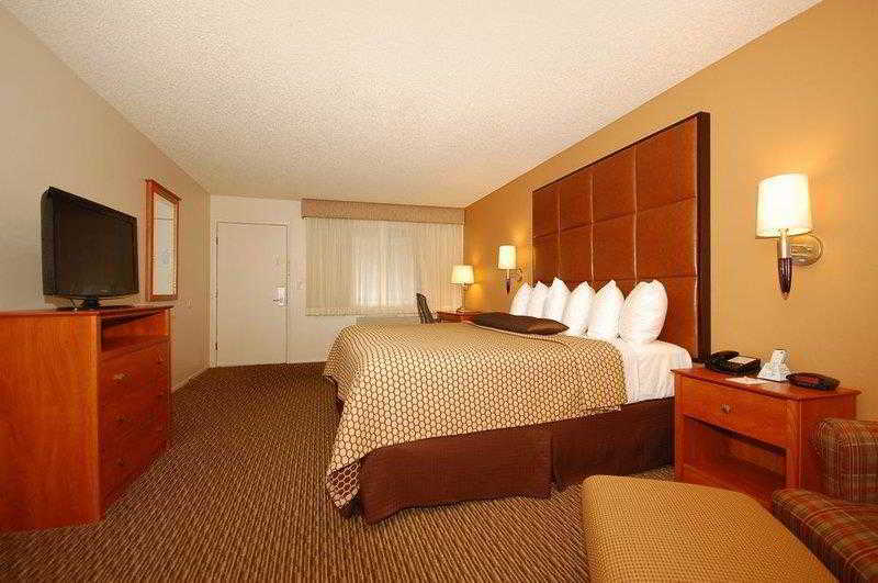 Inn Western Of 3*