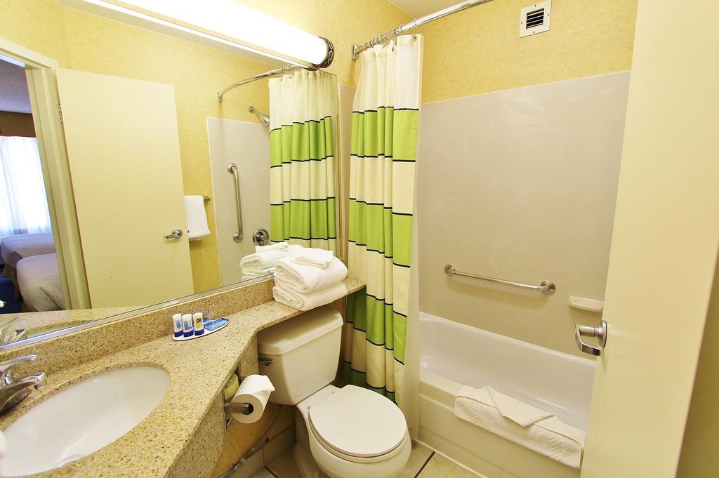 Hotel Baymont By Wyndham 3*
