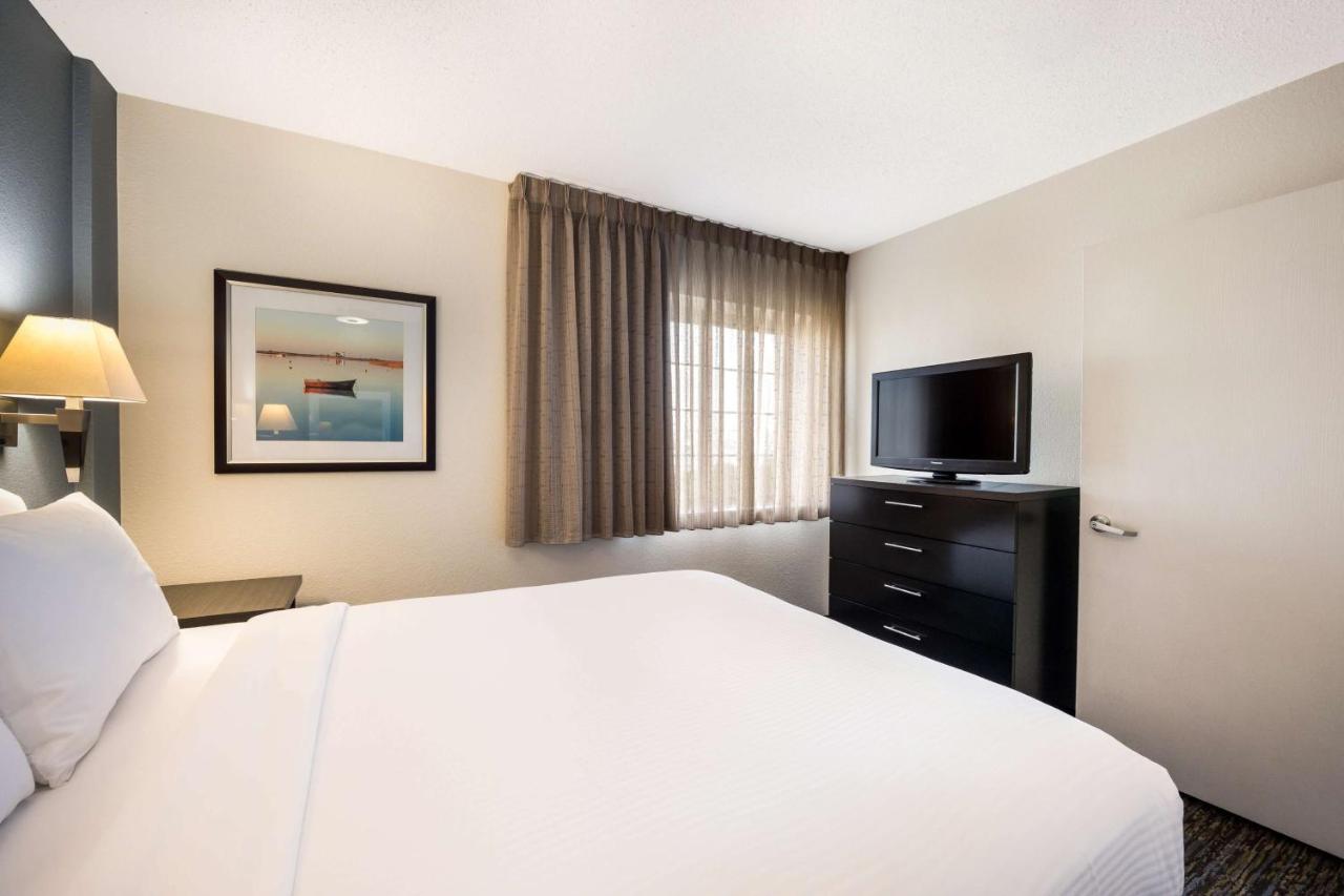 Hotel Sonesta Simply Glendale 3*