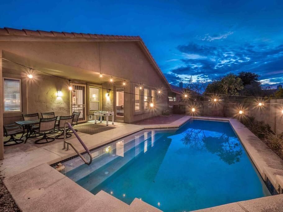 Private House In N Scottsdale *