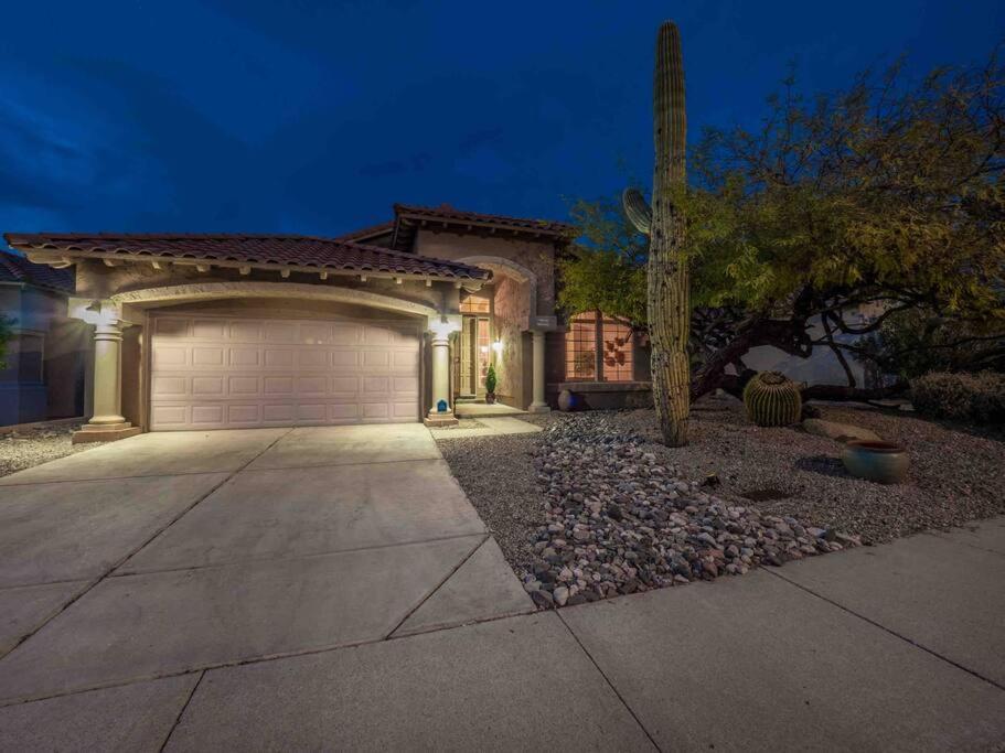 Private House In N Scottsdale