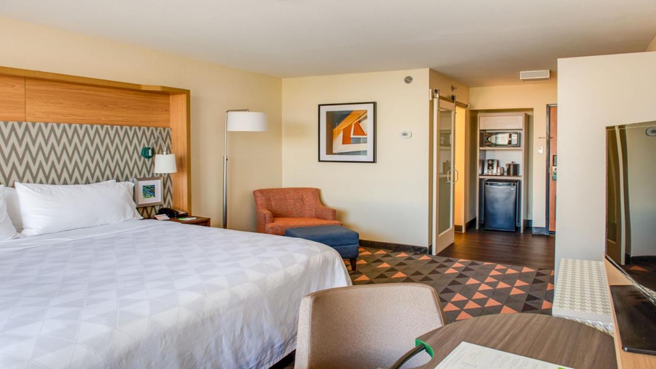 Phoenix-mesa Chandler By Ihg Hotel