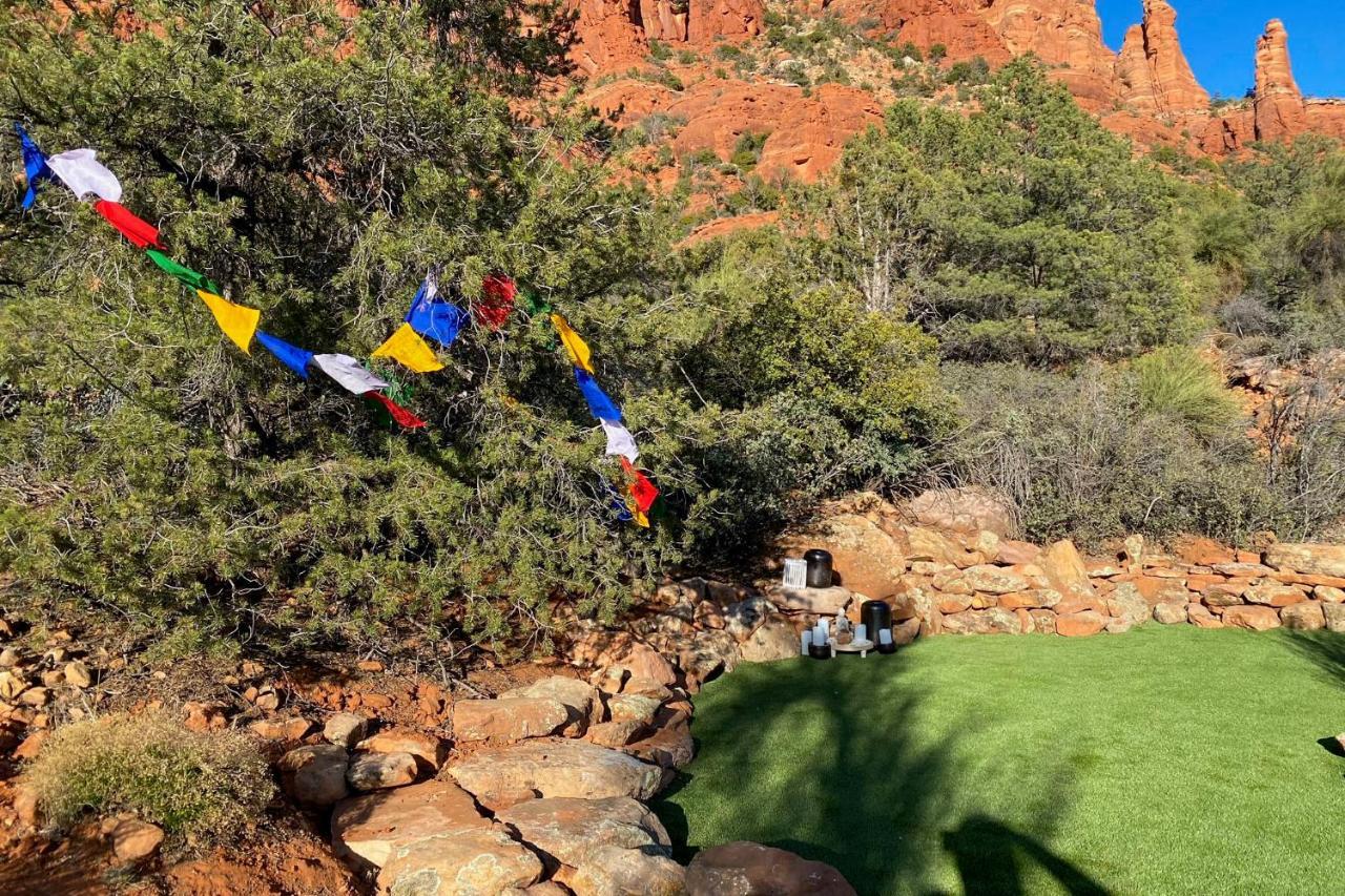 Apartment With Amazing View And On-site Hiking!