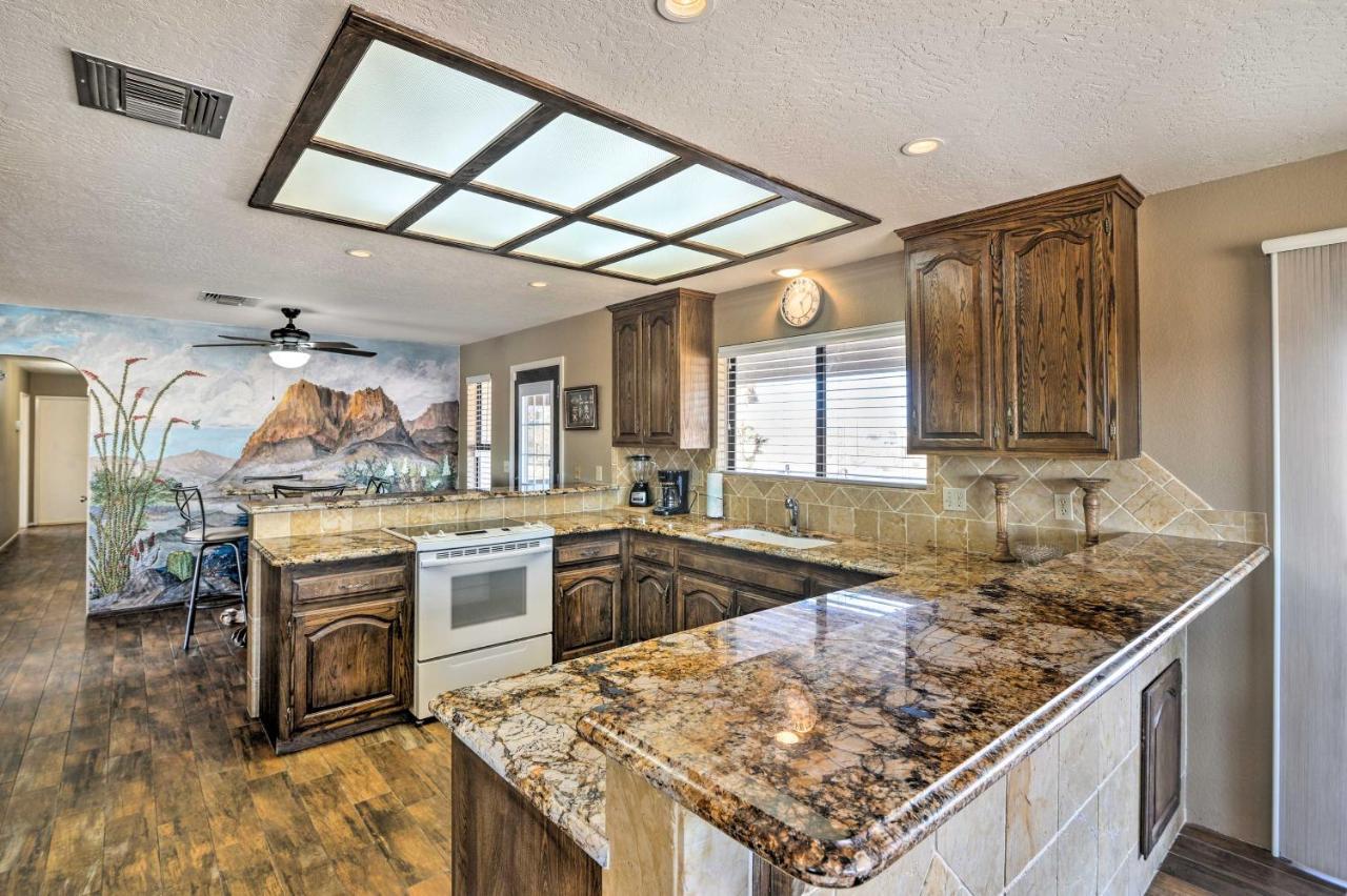 Bullhead With Private Pool, Hot Tub And View