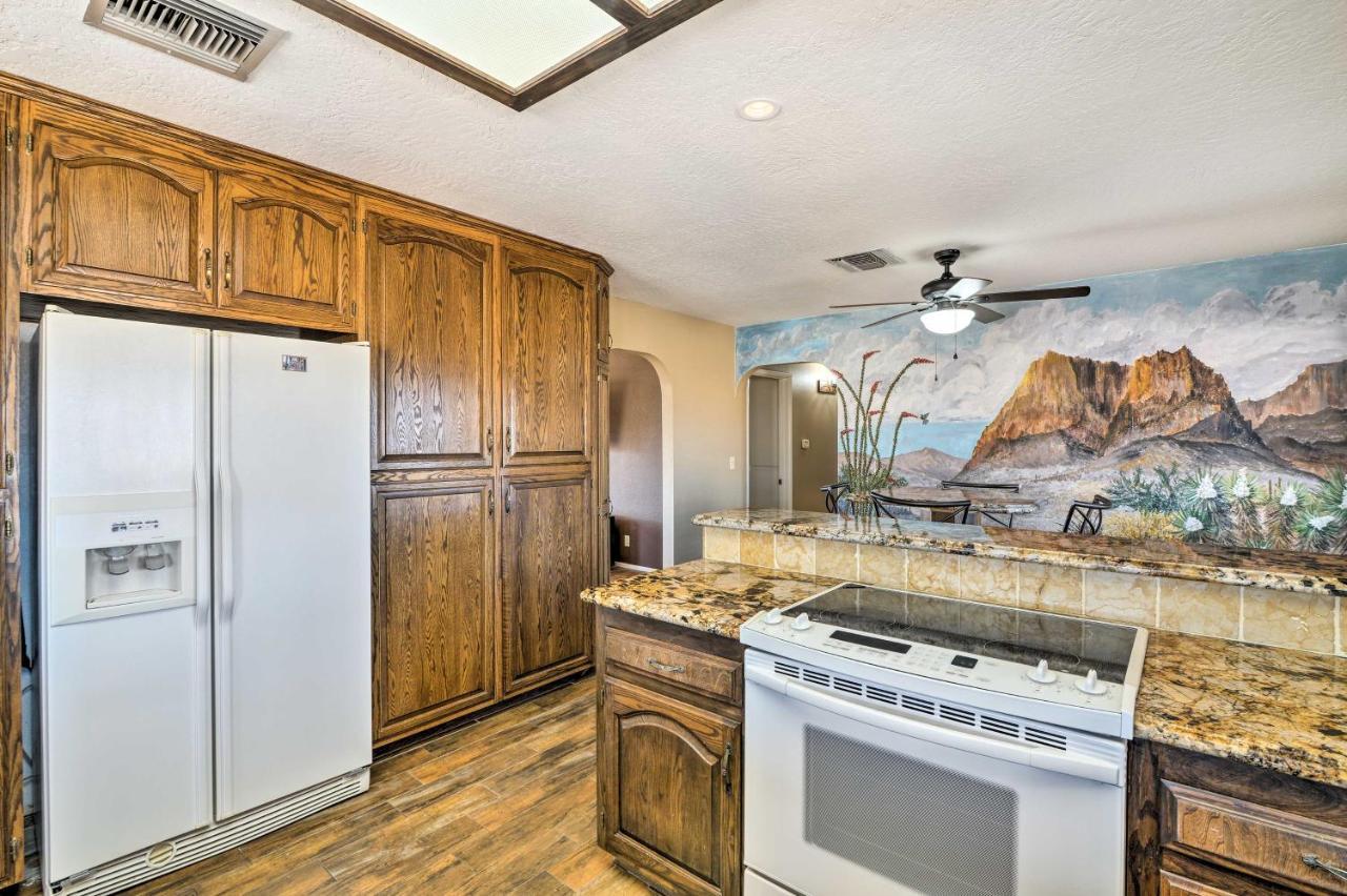 Bullhead With Private Pool, Hot Tub And View