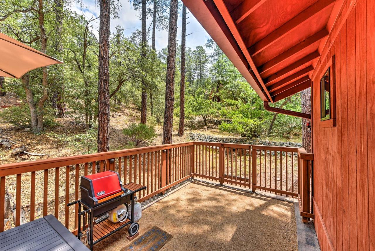 With Beautiful Forest Views And Deck! *