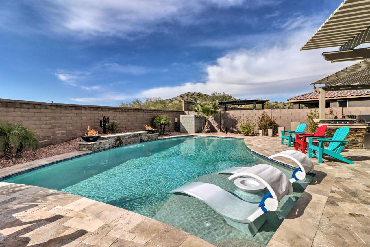 Holiday home Stunning Vacation With Private Pool! Goodyear