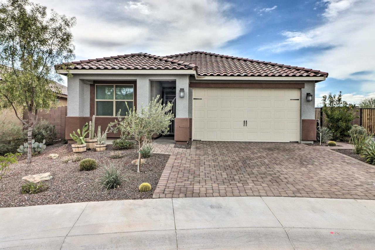 Holiday home Stunning Vacation With Private Pool! Goodyear