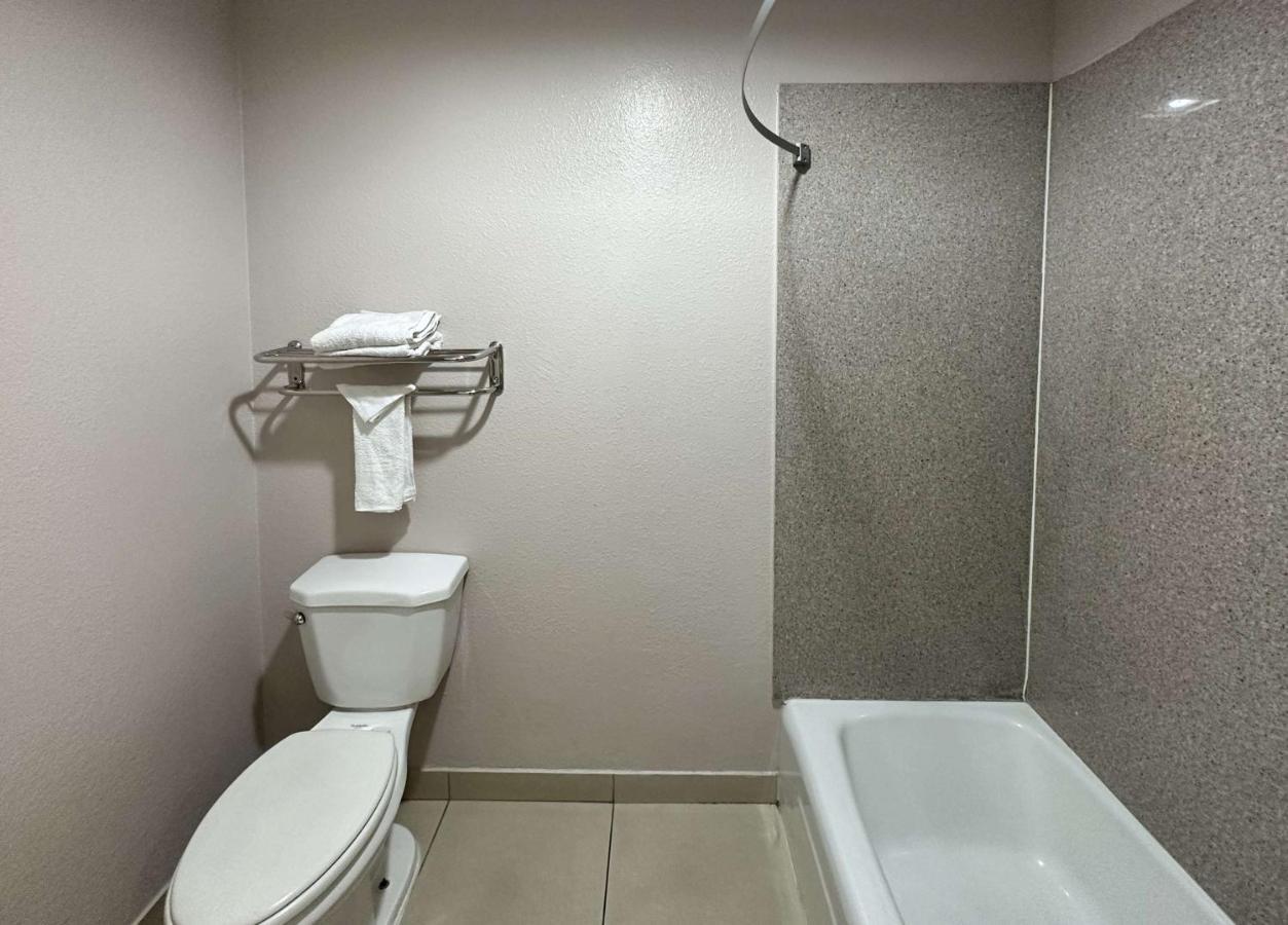 6 Az Near Downtown & Sloan Park Hotel Mesa