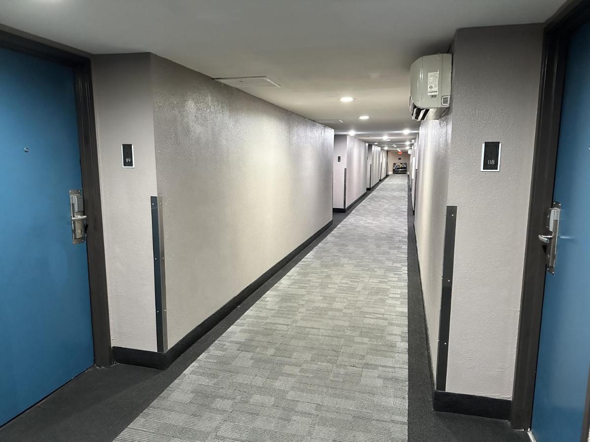 Hotel 6 Az Near Downtown & Sloan Park Mesa