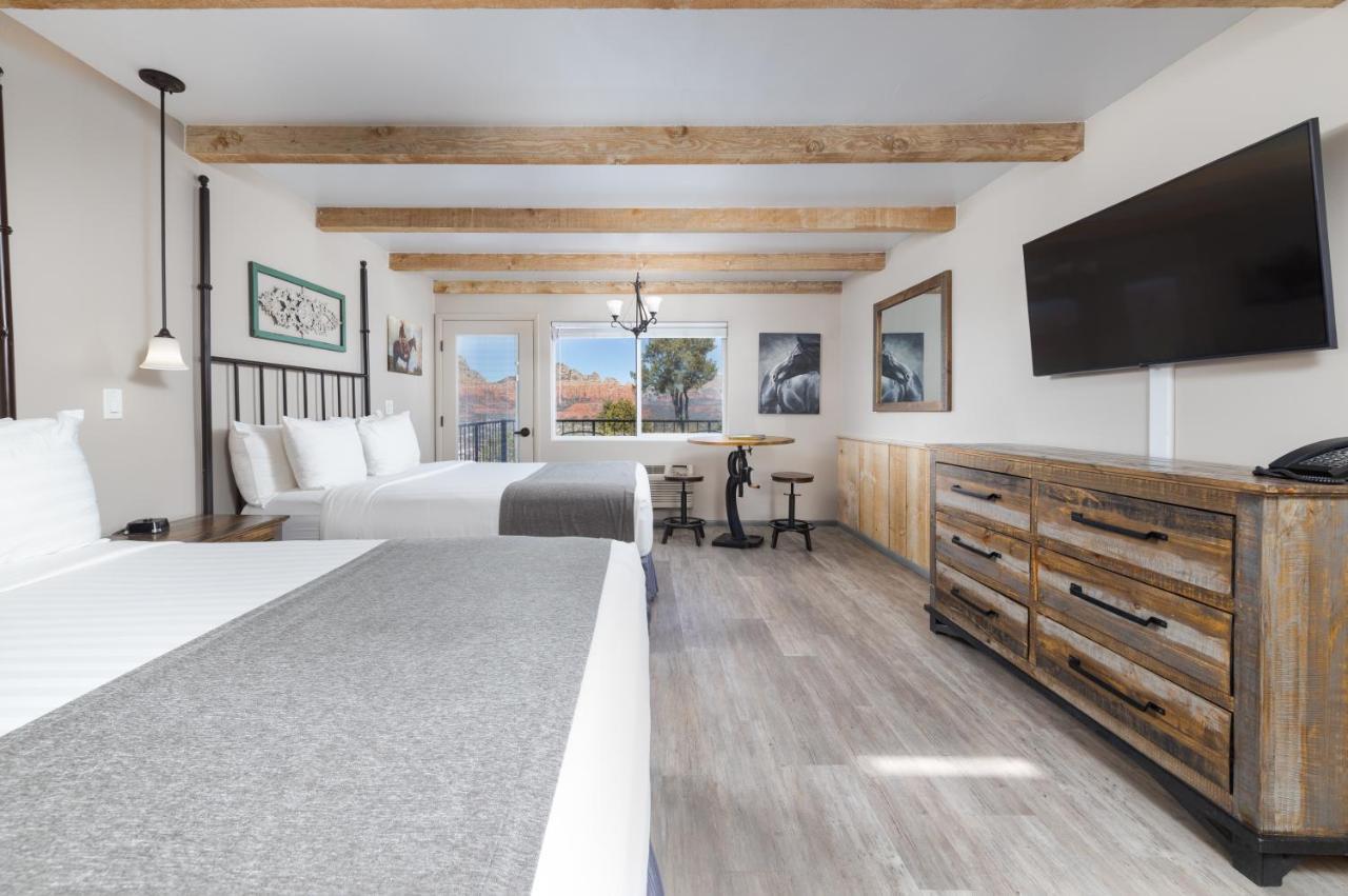 Hotel Sky Ranch