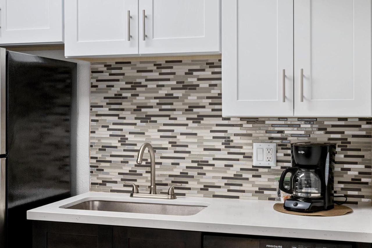 Newly Renovated 2br W Pool By Gia Apartment *