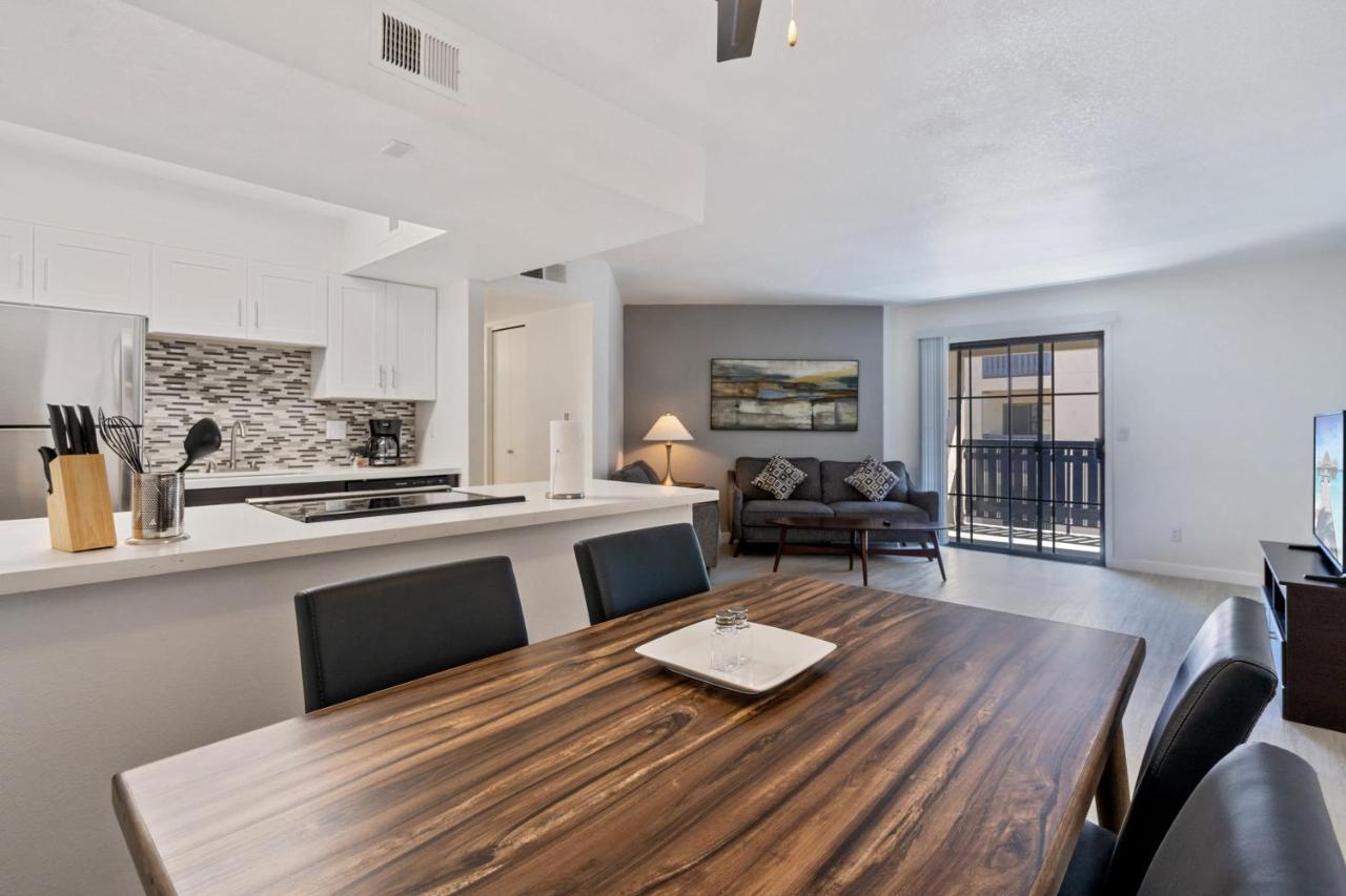 Newly Renovated 2br W Pool By Gia Apartment *