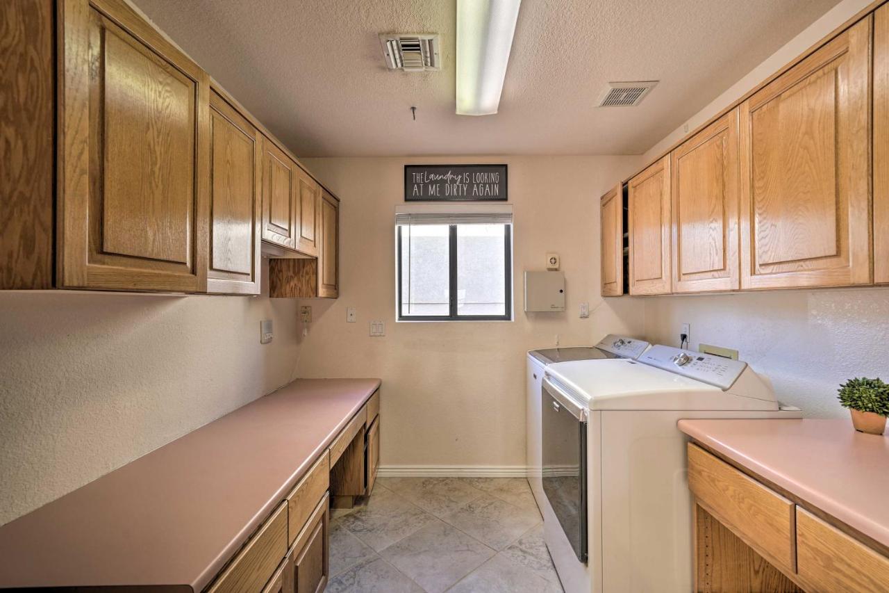 Holiday home Havasu Oasis With View, 1 Mi To Beach!