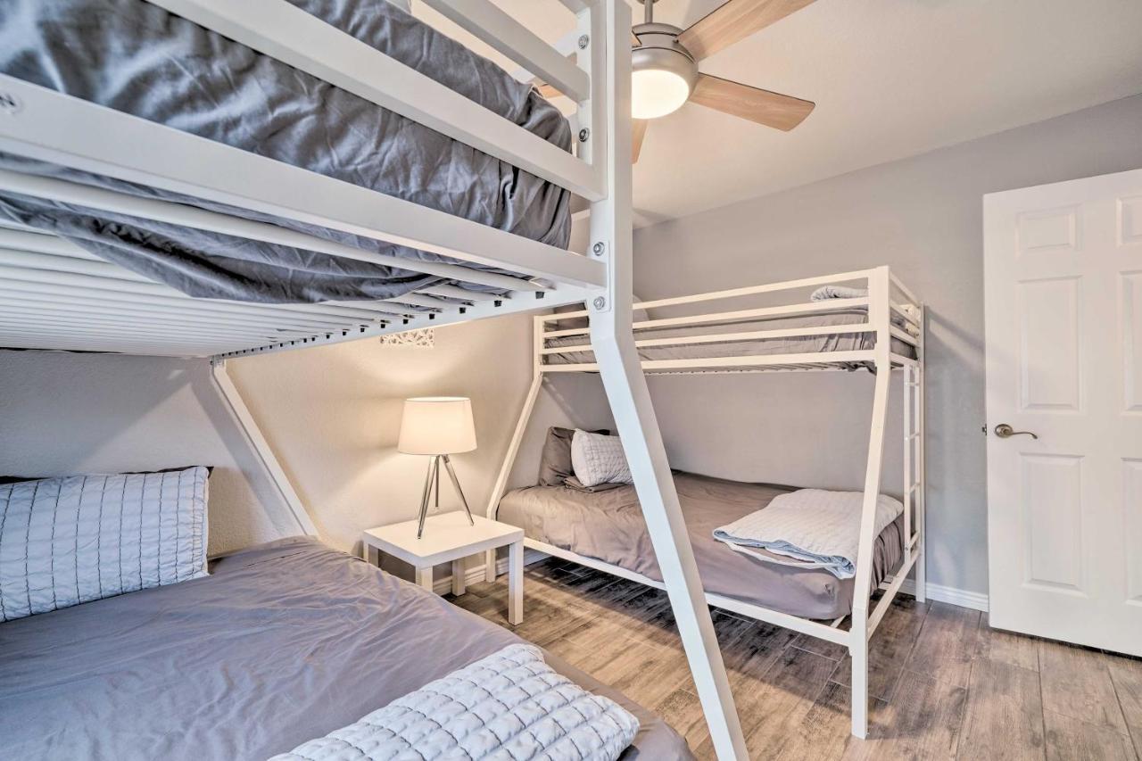 Havasu Oasis With View, 1 Mi To Beach! Lake Havasu City