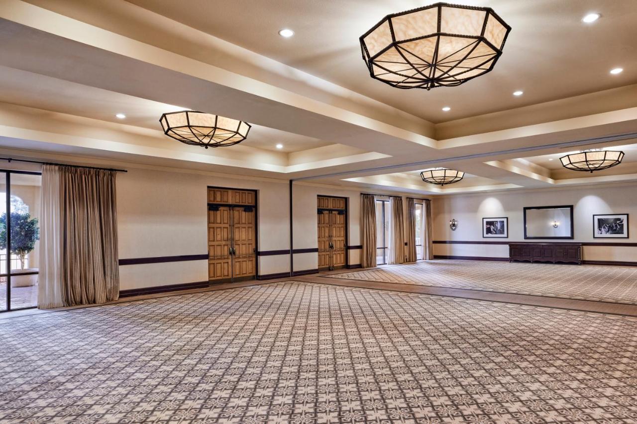 Resort Omni Tucson National & Casas Adobes