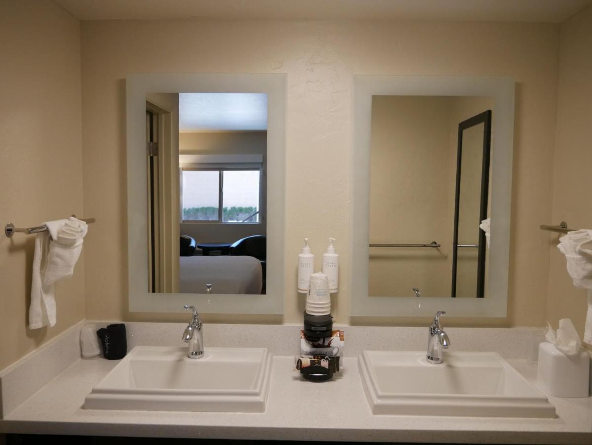 Days By Wyndham Hotel 2*
