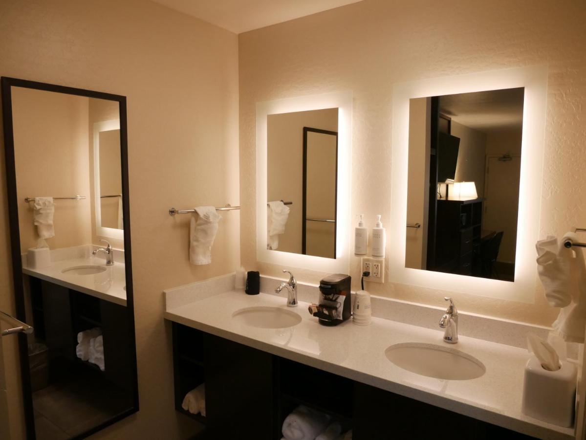 Days By Wyndham Hotel 2*