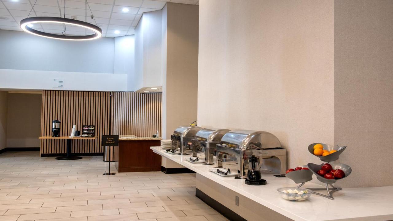 Phoenix-mesa Chandler By Ihg Hotel