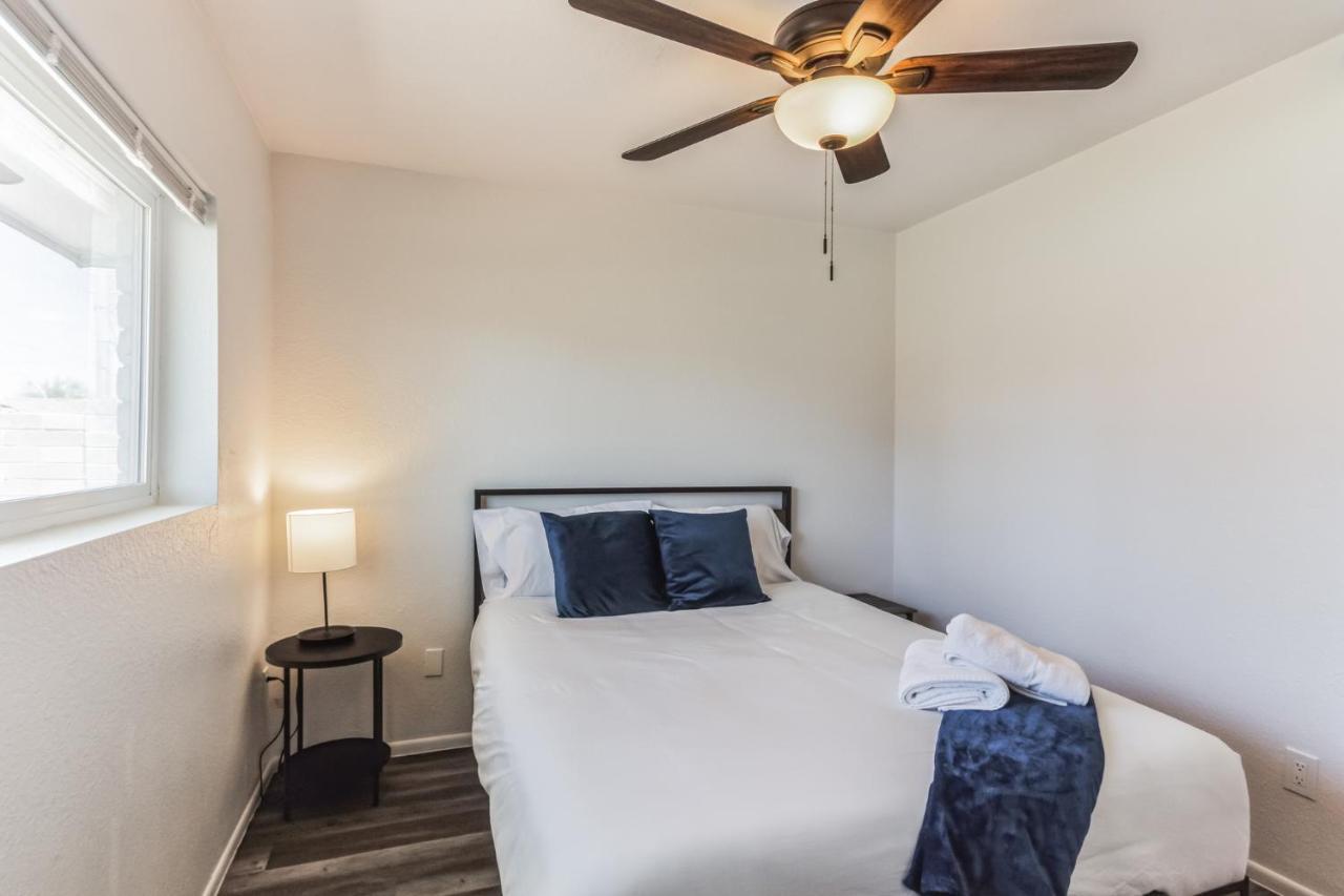 Updated In - Close To Sky Harbor And Asu Apartment