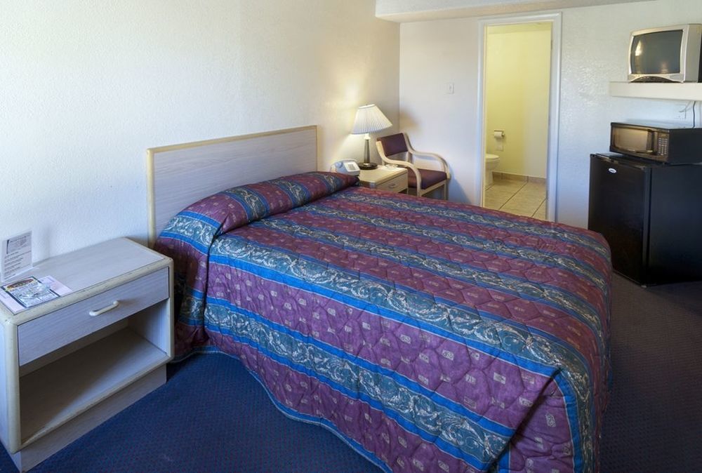 American Executive Hotel