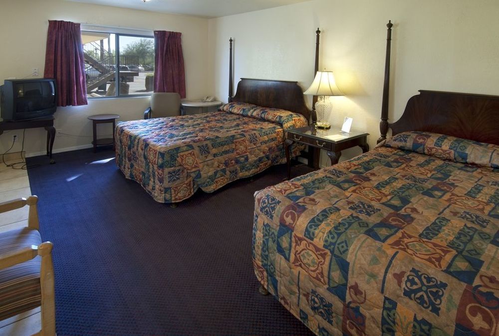 American Executive Hotel