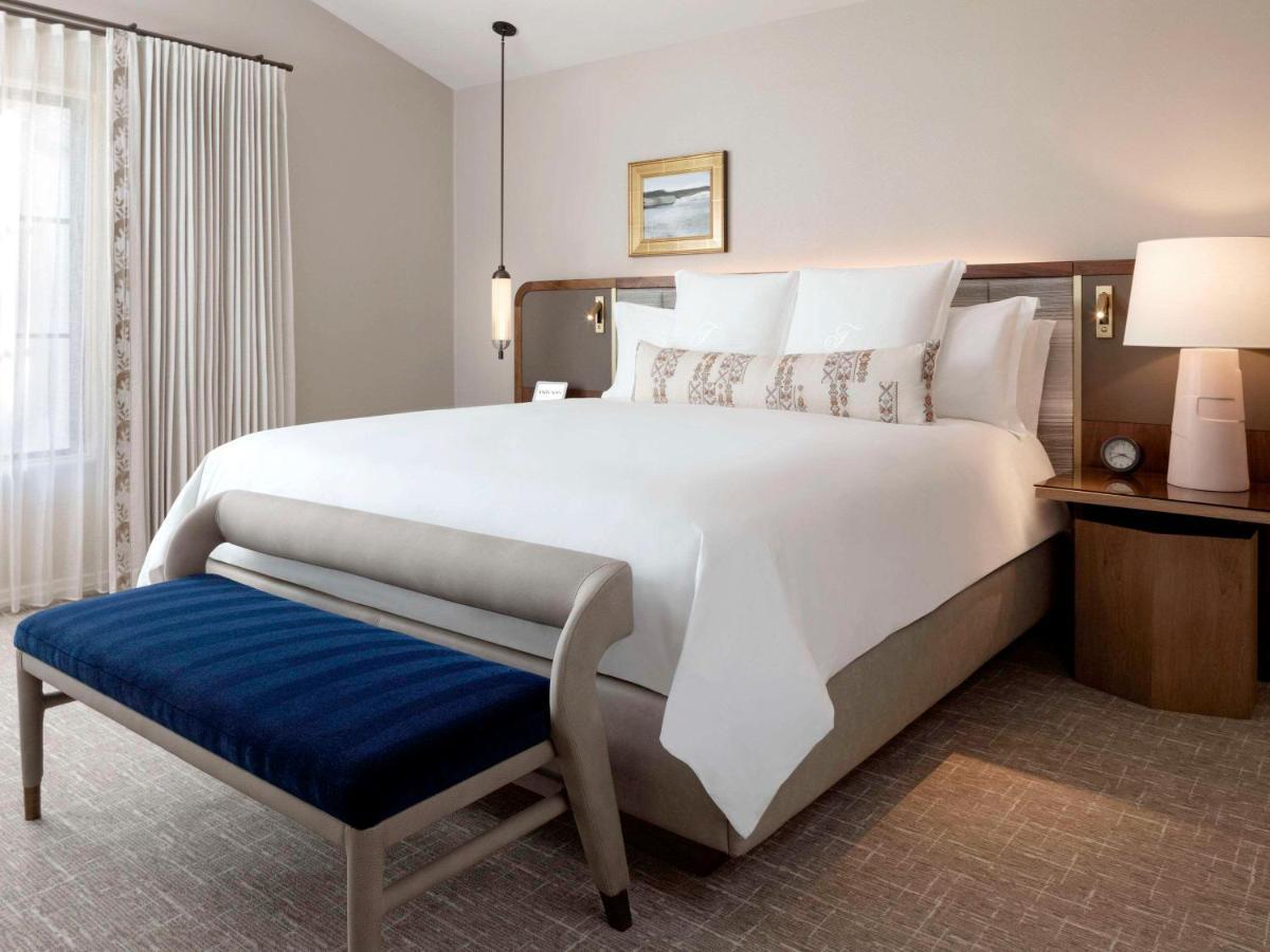 Fairmont Princess Hotel 5*