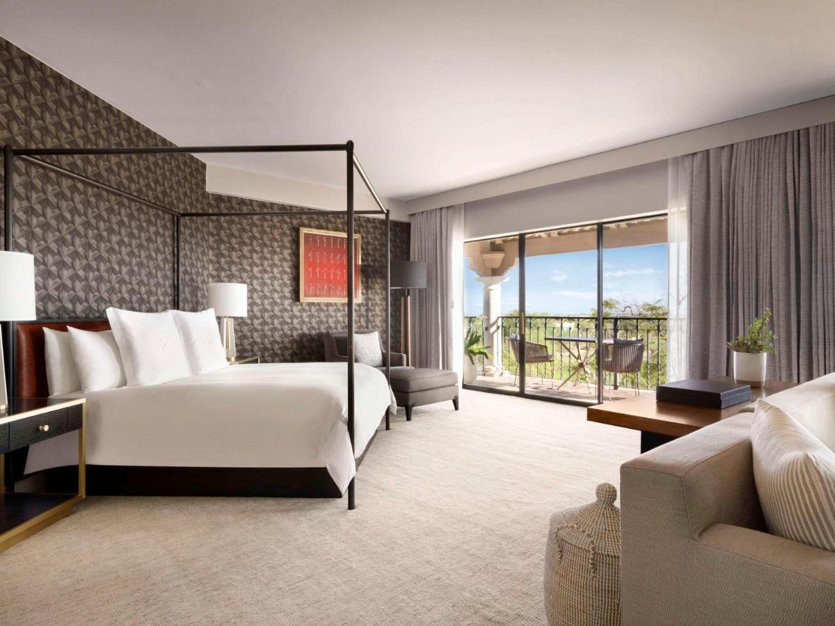 Fairmont Princess Hotel 5*