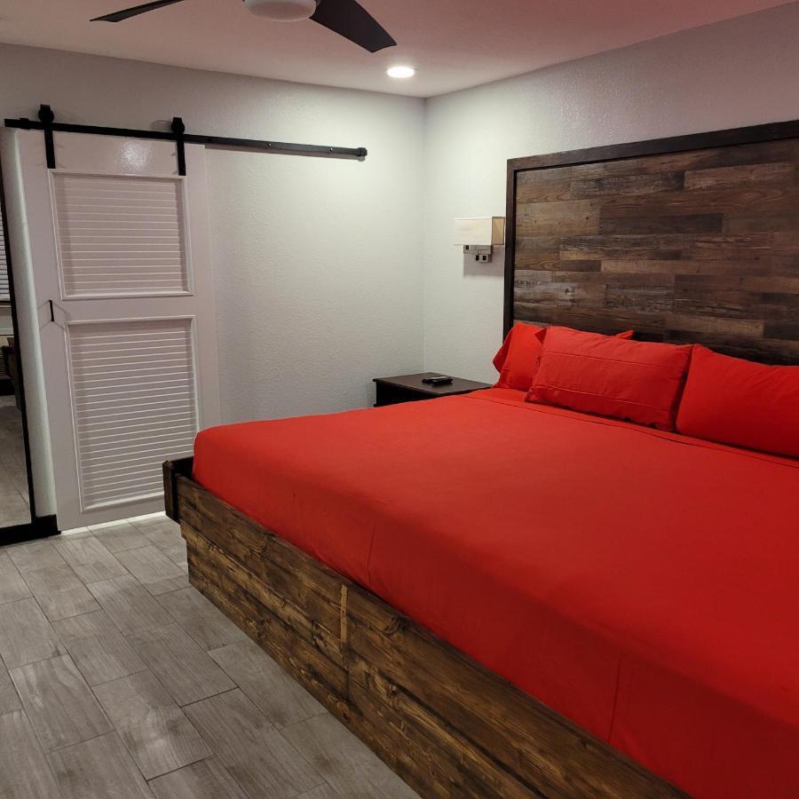 Pinetop Studio Suites