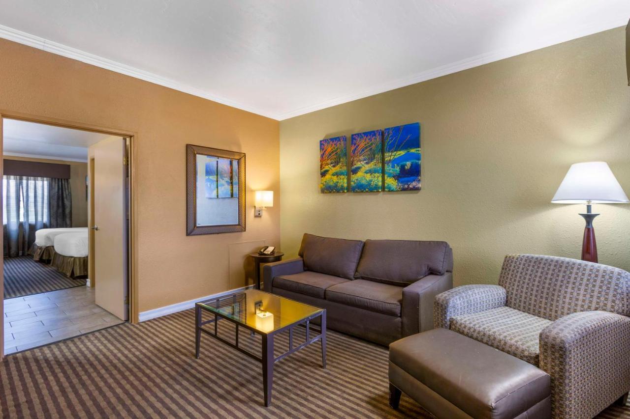 Western Royal Sun & Hotel Tucson