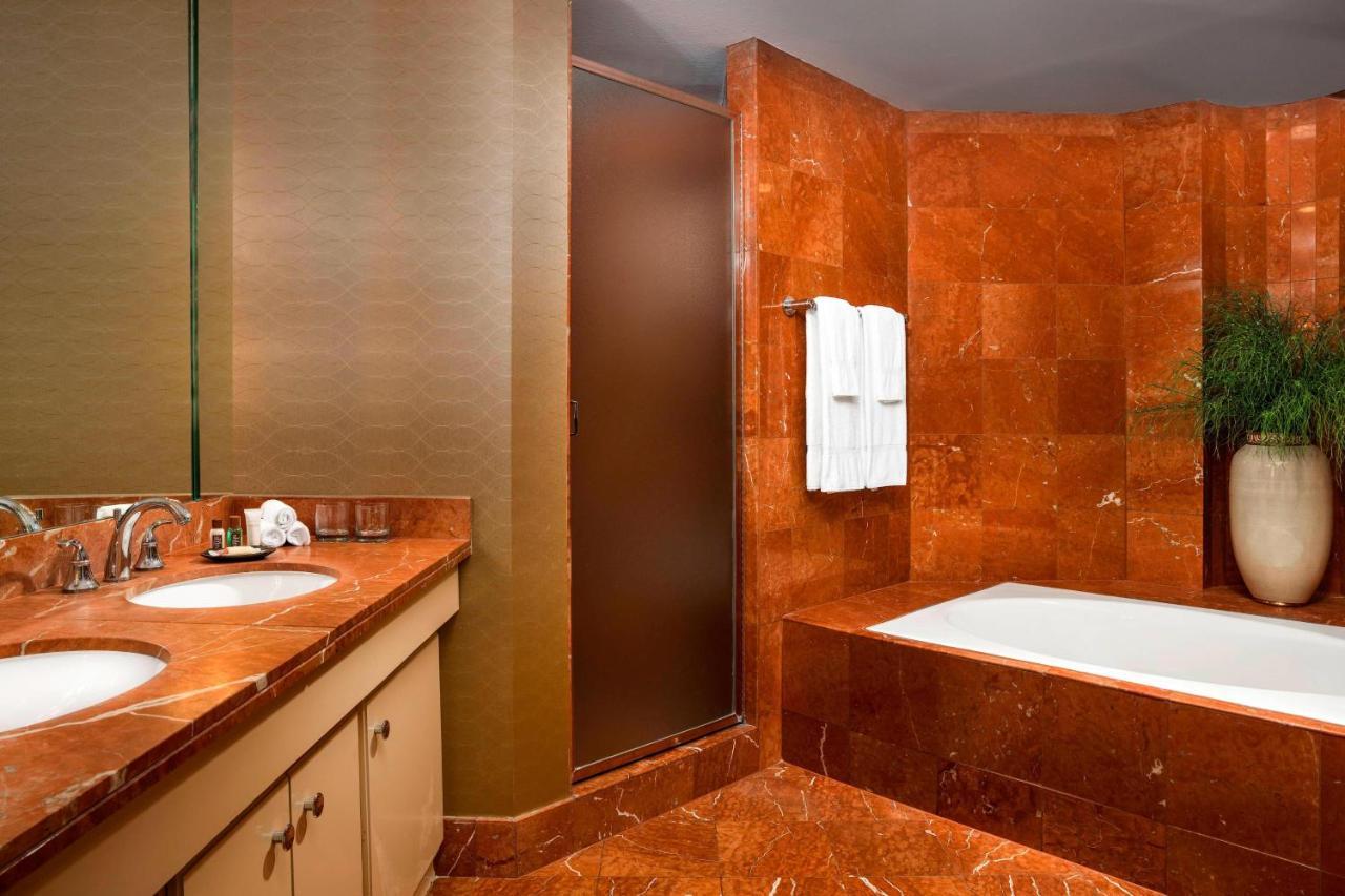 Hotel Sheraton Crescent 3*