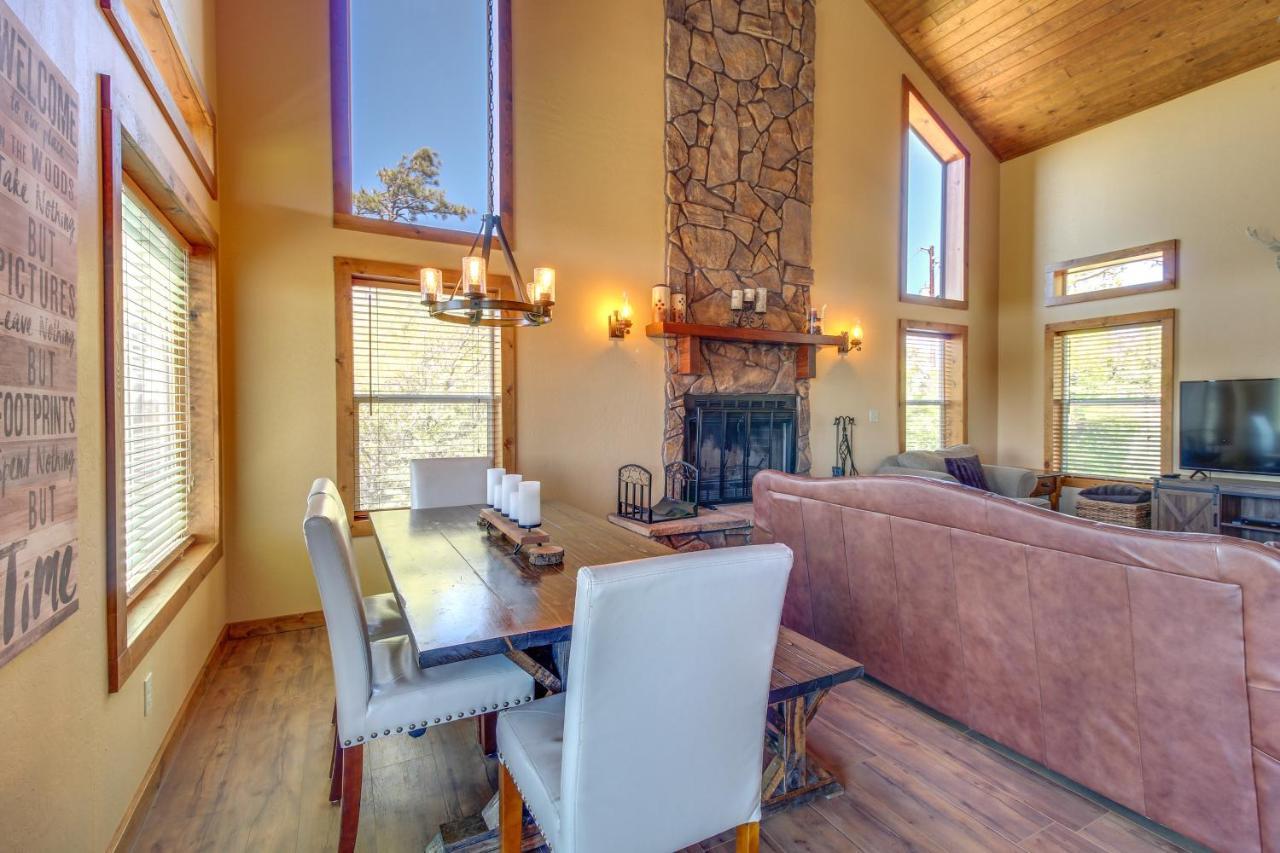 Hilltop Hideaway In Show With Mountain Views! Show Low