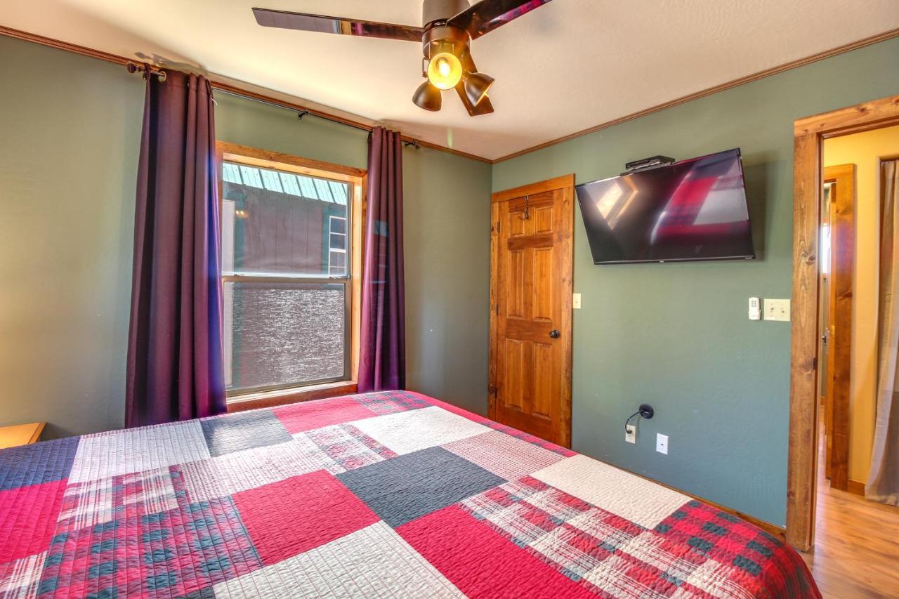 Hilltop Hideaway In Show With Mountain Views! * Show Low