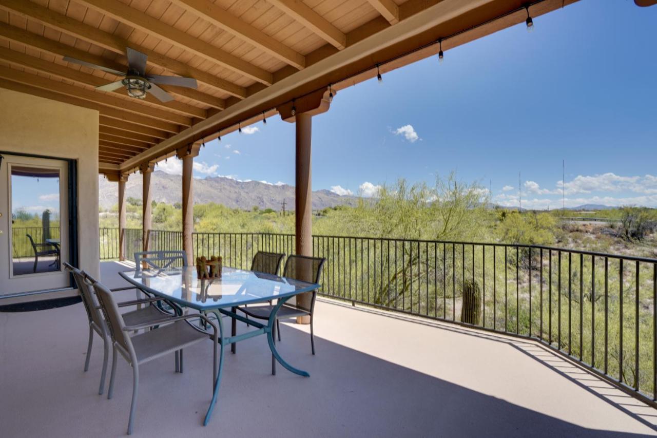 Updated With Panoramic Mtn Views And Pool! Holiday home Tucson