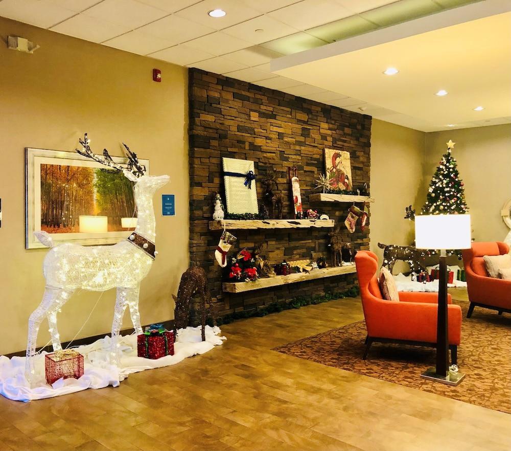 Doubletree By Hilton Hotel Flagstaff