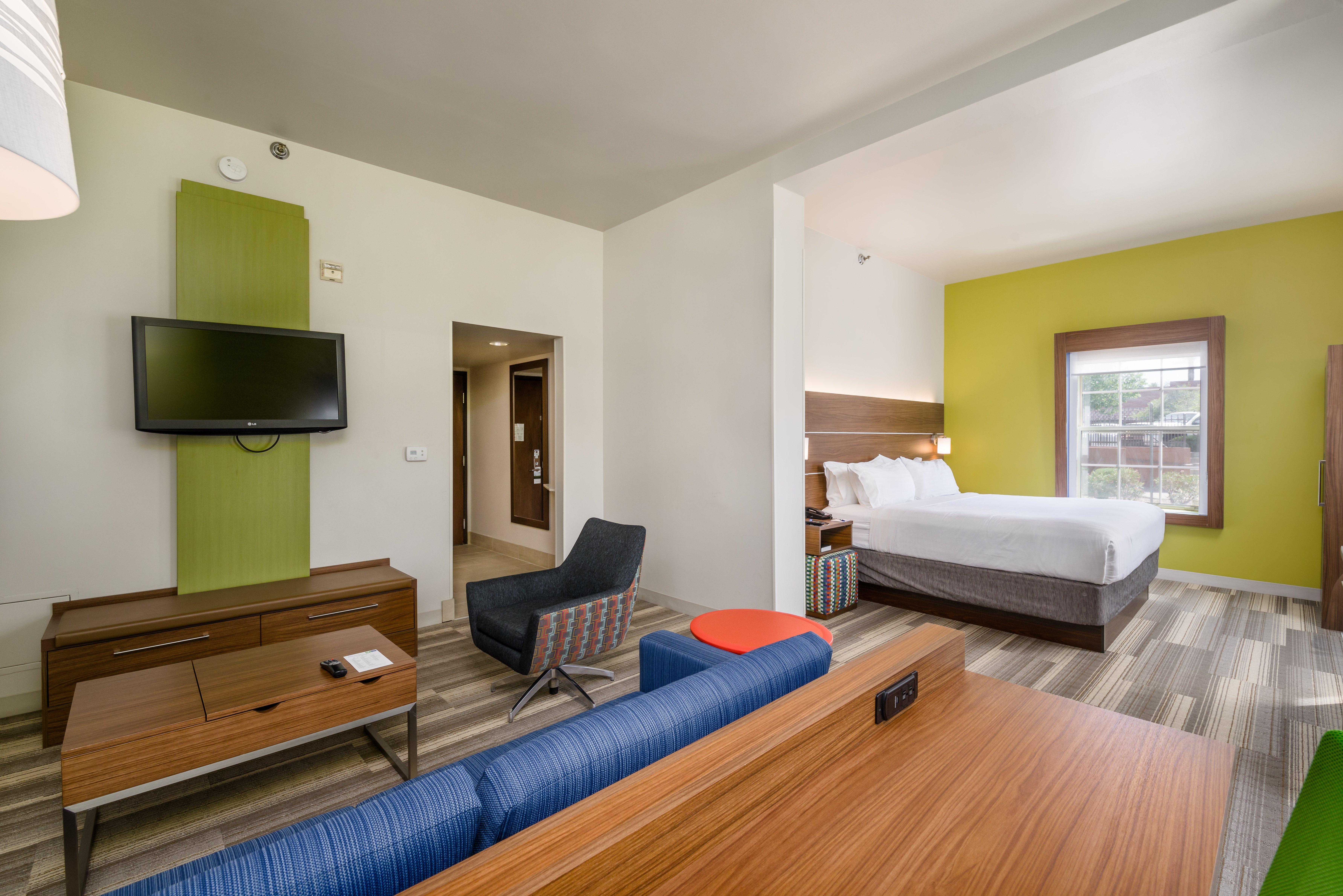 Hotel Express Phoenix-airport/university Drive By Ihg