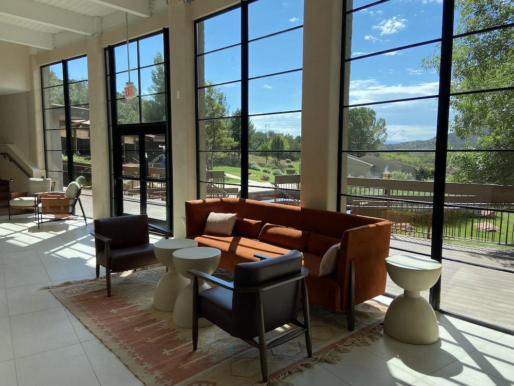 Poco Diablo Resort